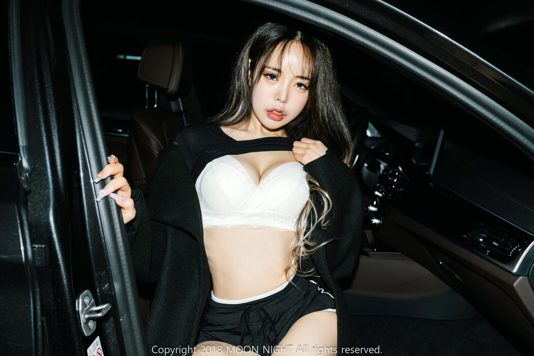 Barney [Moon Night Snap] Started in The Parking Lot (Ver.S+) Set.01