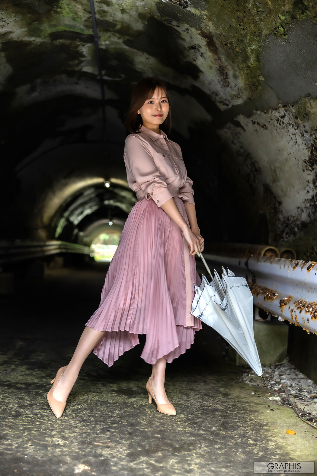 Ai Hongo 本郷愛, [Graphis] Gals 「Emotional」 Vol.1