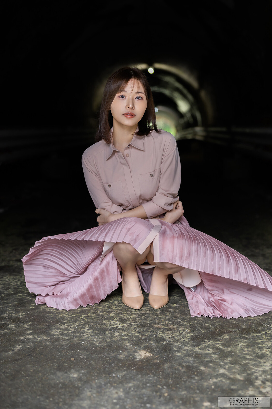 Ai Hongo 本郷愛, [Graphis] Gals 「Emotional」 Vol.1