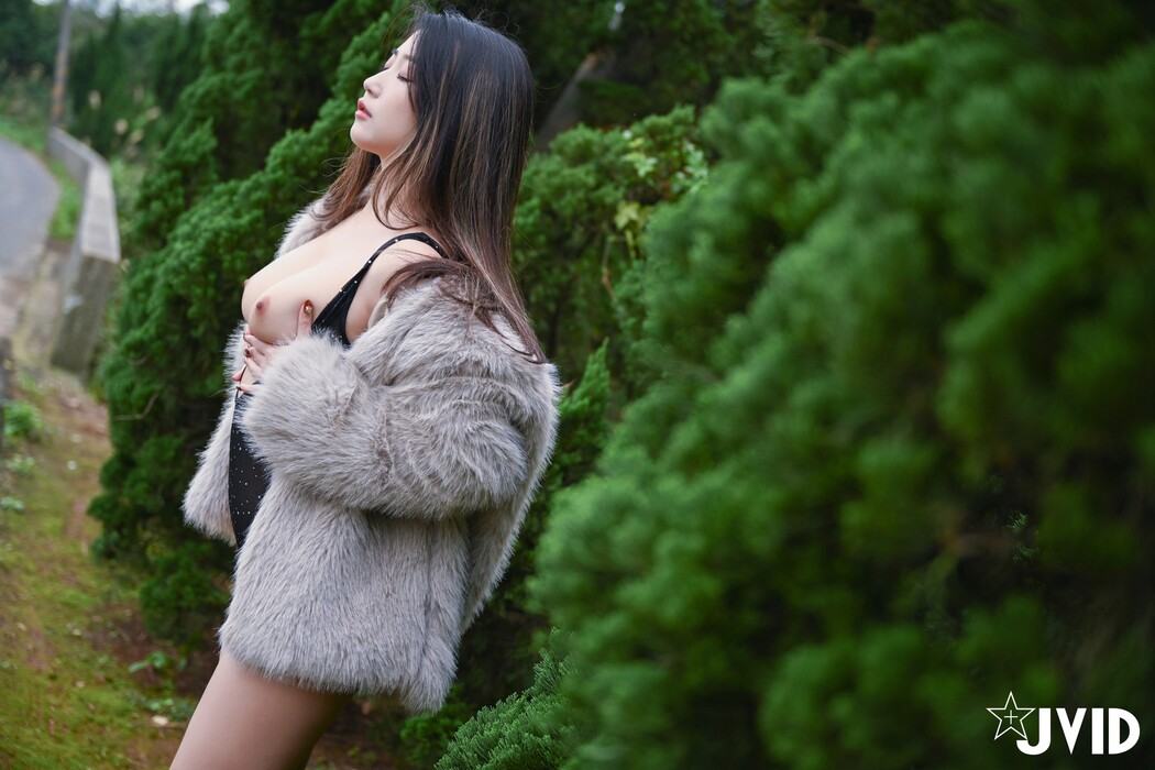 JVID精品 肉包 新到女同事愿当一日女友 No.01