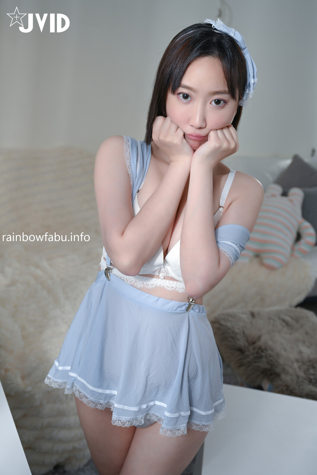 JVID精品 Zoe-来我家自习的邻居小妹妹
