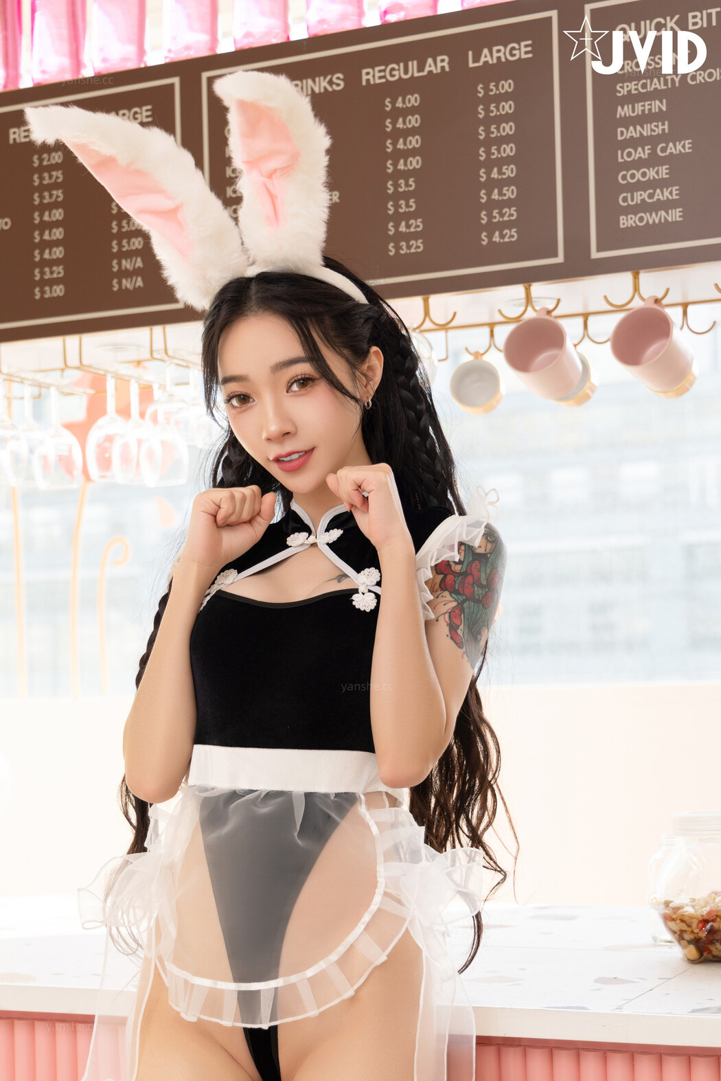JVID精品 女神《飄飄》極上ご奉仕!! 完全主觀視角!!可愛すぎるメイドがまさかの全裸で超興奮!!