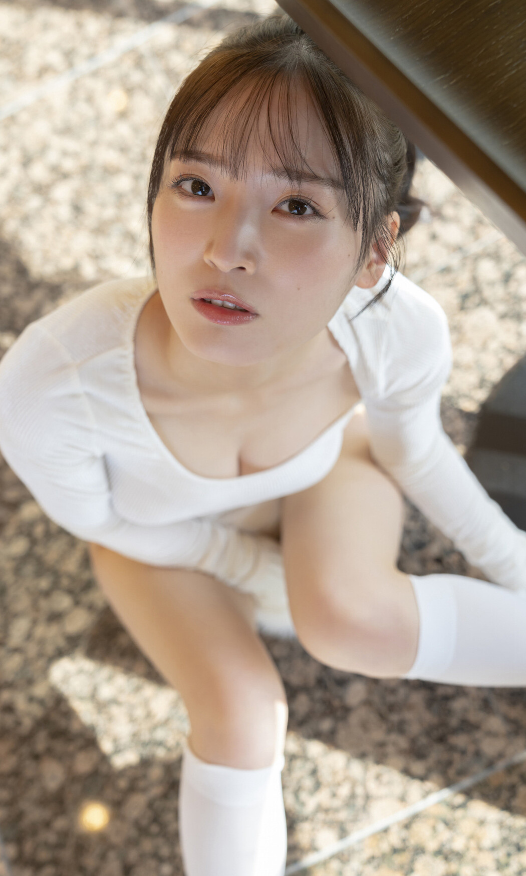 Yura Yura 由良ゆら, 週プレ Photo Book 「いっぱい見てね」 Set.01