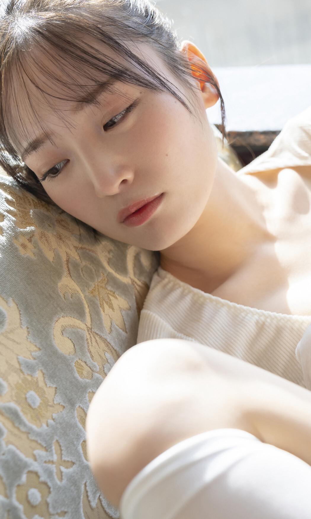 Yura Yura 由良ゆら, 週プレ Photo Book 「いっぱい見てね」 Set.01