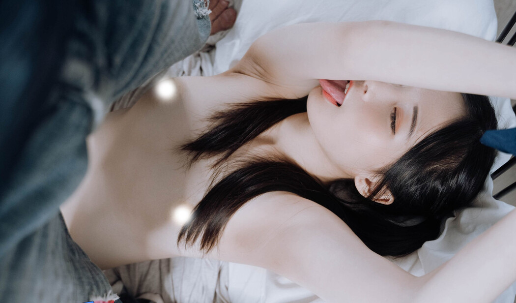 JVID精品 婕咪 雙馬尾女孩想在學長的胯下依偎,四点全露 No.02