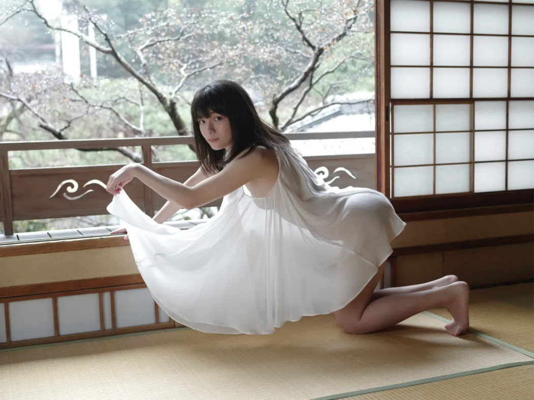 Tsubasa Haduki 葉月つばさ, FRIDAYデジタル写真集 『RED ZONE スペシャル Vol.1』 Set.01