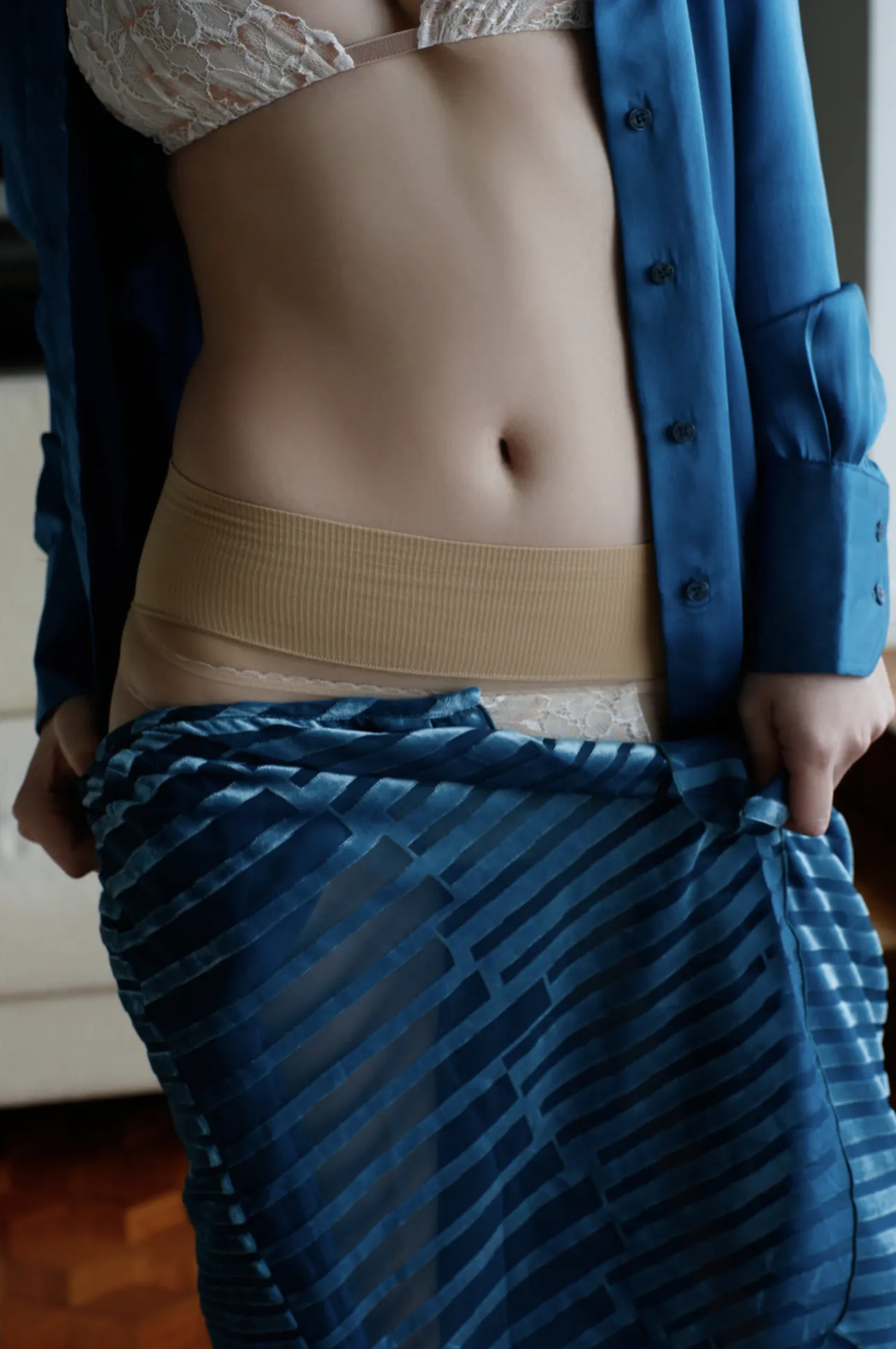 Ayano Takeuchi 竹内渉, ＦＲＩＤＡＹデジタル写真集 『竹内渉 妖艶ヒップ Vol.3 未公開116ページ完全版』 Set.02