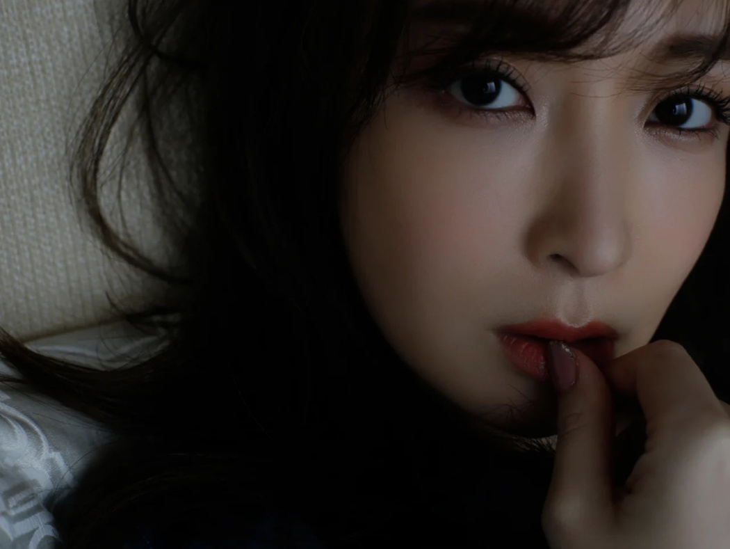 Ayano Takeuchi 竹内渉, ＦＲＩＤＡＹデジタル写真集 『竹内渉 妖艶ヒップ Vol.3 未公開116ページ完全版』 Set.02