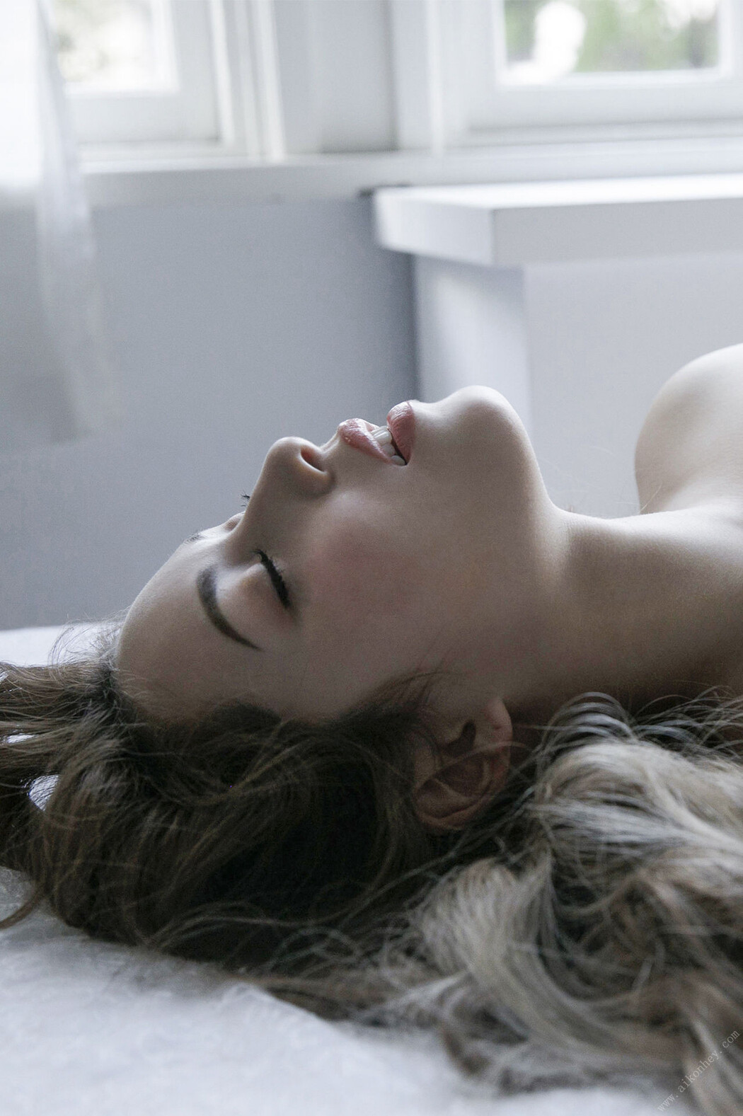 Michelle Megumi ミッシェル愛美, ＦＲＩＤＡＹデジタル写真集 『２０歳の絶世美女ヌード ｖｏｌ．２』 Set.04