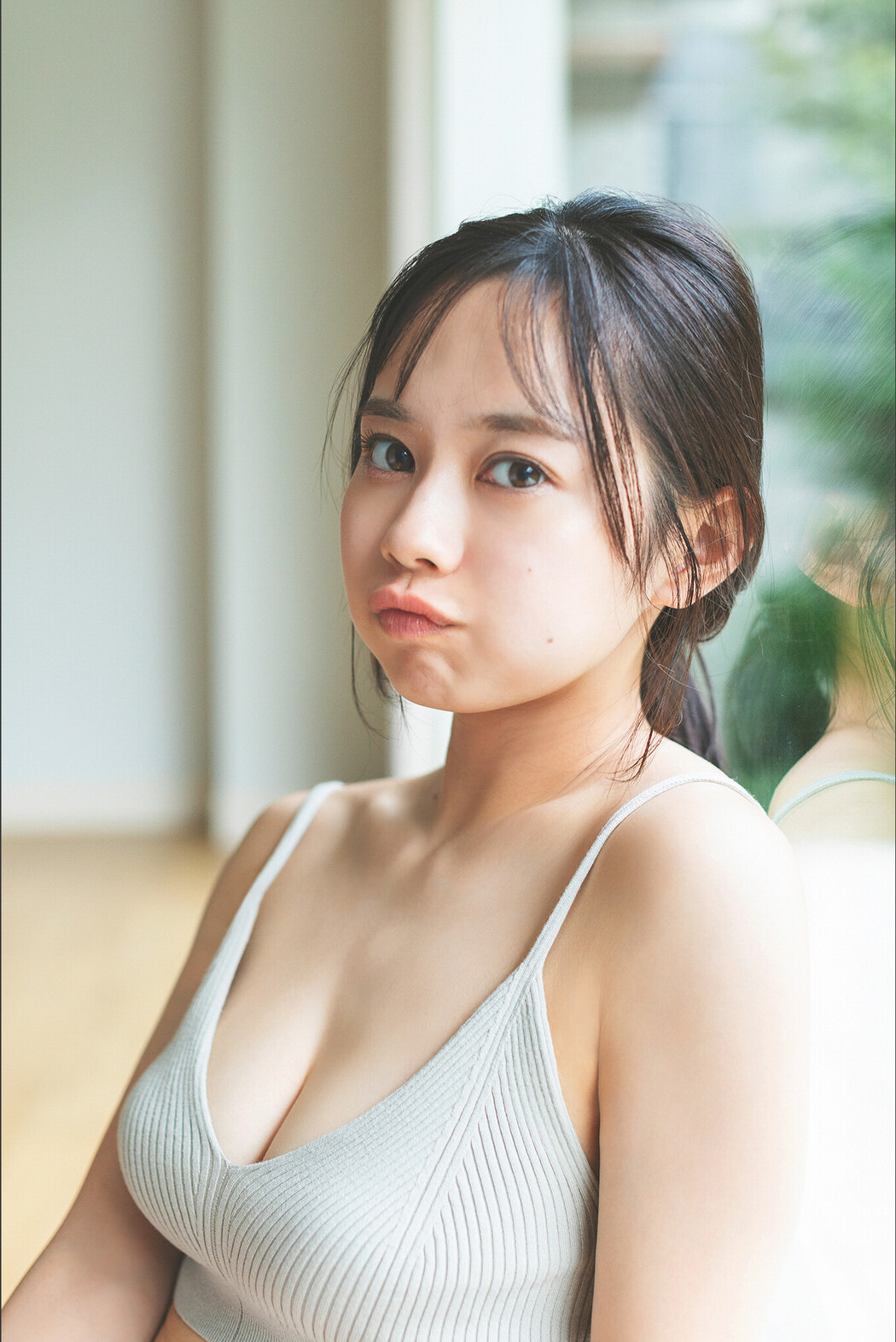 Saeko Kondo 近藤沙瑛子, ＦＲＩＤＡＹデジタル写真集 「ｐｕｒｅ ｐｕｒｐｌｅ」 Set.02