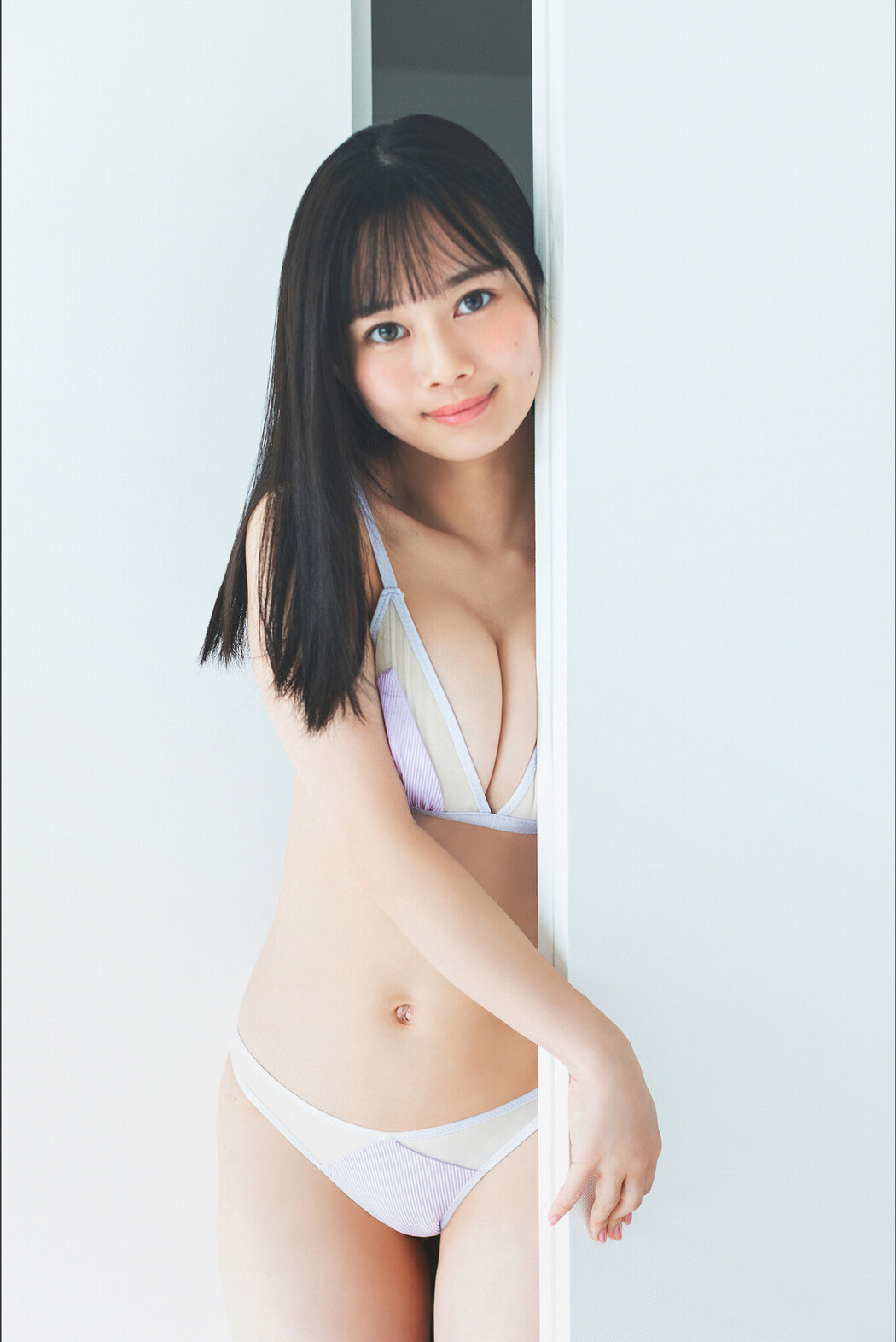 Saeko Kondo 近藤沙瑛子, ＦＲＩＤＡＹデジタル写真集 「ｐｕｒｅ ｐｕｒｐｌｅ」 Set.03