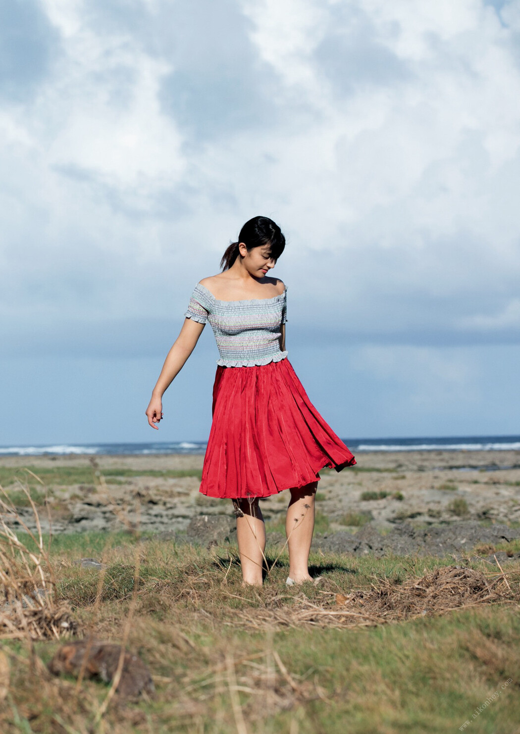 Kana Tokue 徳江かな, 写真集 電子版だけの特典カットつき！ 「KANA」 Set.02 Cover Photo