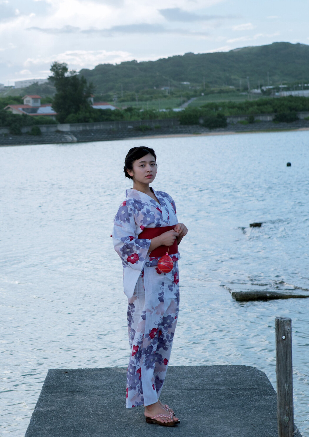 Kana Tokue 徳江かな, 写真集 電子版だけの特典カットつき！ 「KANA」 Set.01