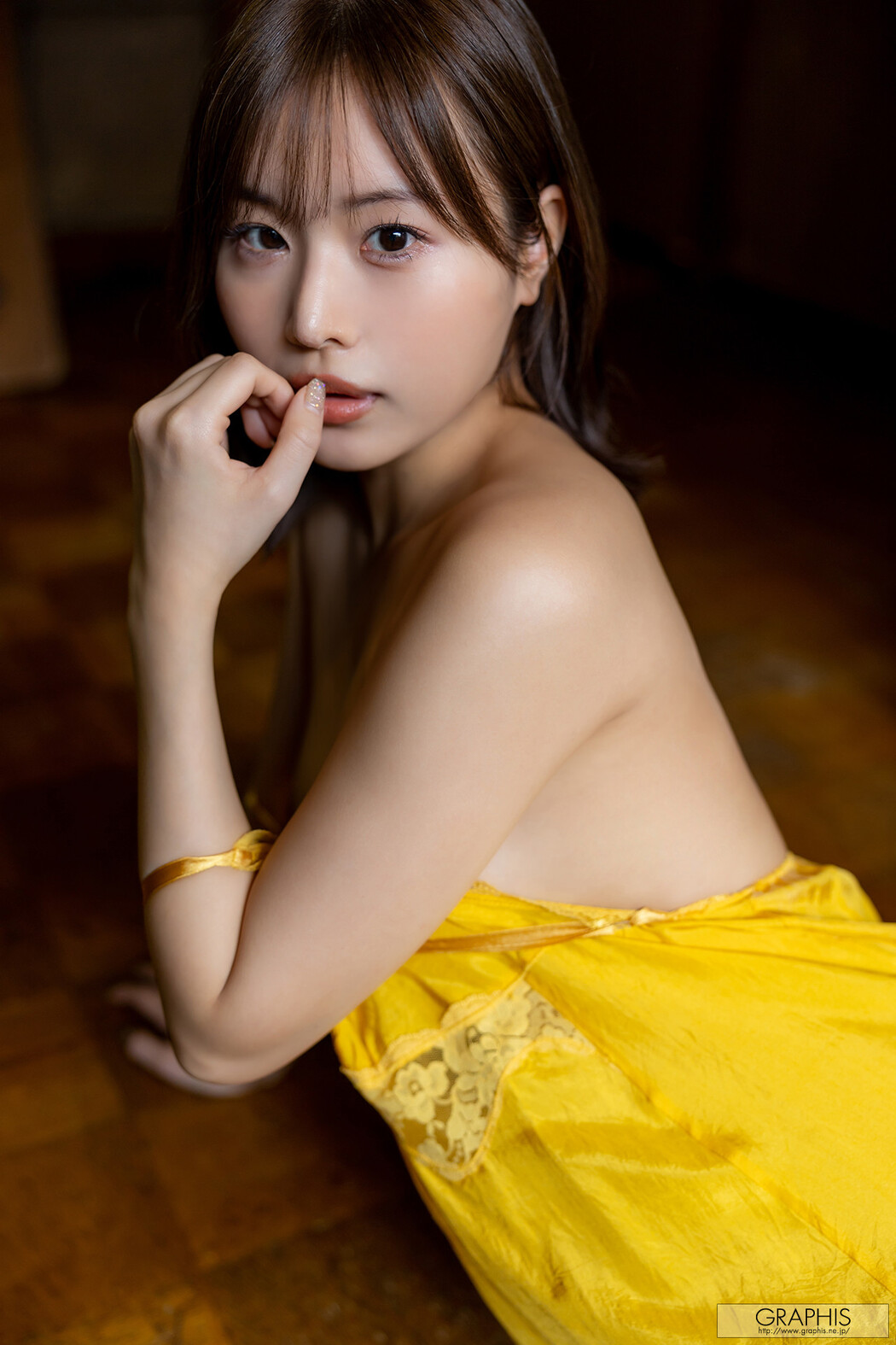 Ai Hongo 本郷愛, [Graphis] Gals 「Emotional」 Vol.4