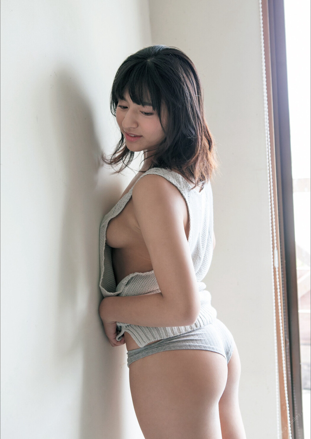 Kana Tokue 徳江かな, 写真集 電子版だけの特典カットつき！ 「KANA」 Set.03