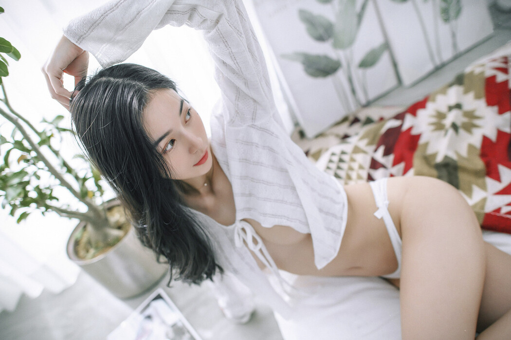 JVID精品 超仙辰辰 💕 仙女下凡玩遊戲輸了,成為任你使喚、讓你舒服的一日女友,隱藏版更多超性感畫面唷!