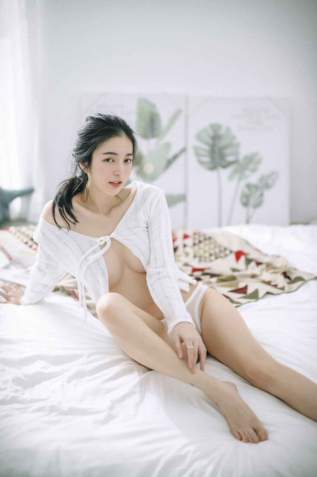JVID精品 超仙辰辰 💕 仙女下凡玩遊戲輸了,成為任你使喚、讓你舒服的一日女友,隱藏版更多超性感畫面唷!