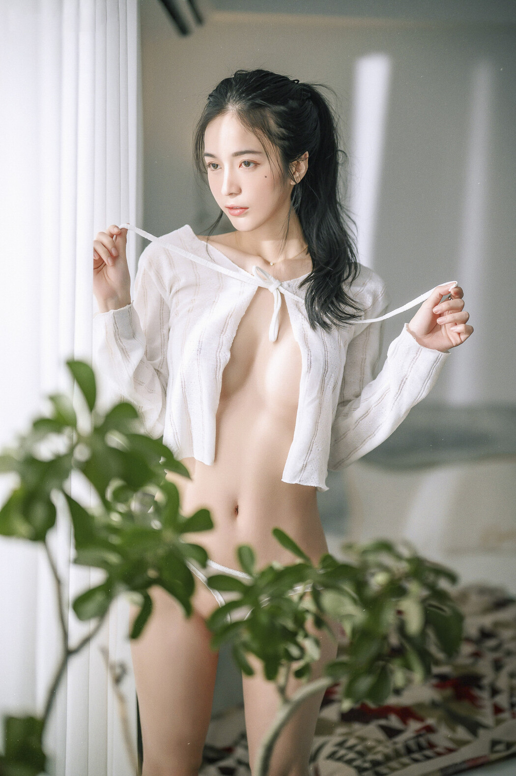 JVID精品 超仙辰辰 💕 仙女下凡玩遊戲輸了,成為任你使喚、讓你舒服的一日女友,隱藏版更多超性感畫面唷!