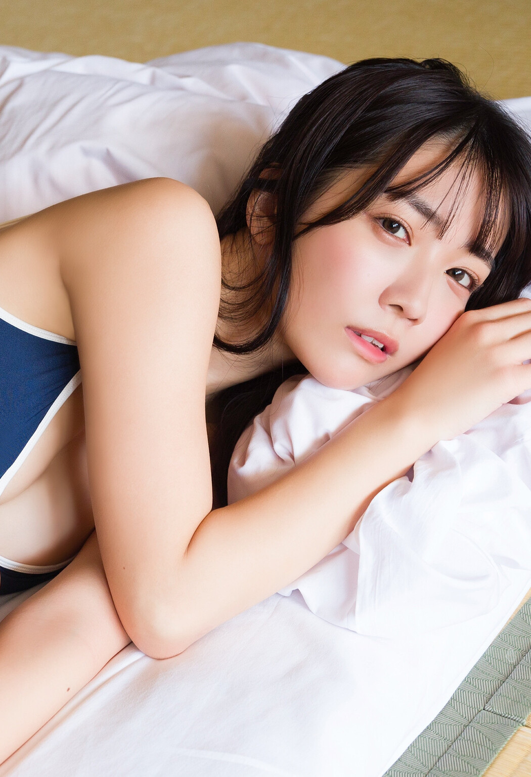 Kisumi Amau 天羽希純, デジタル写真集 「雪と水着と天羽希純！！」 Set.01