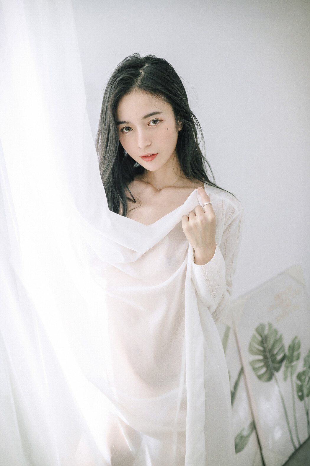 JVID精品 超仙辰辰 💕 仙女下凡玩遊戲輸了,成為任你使喚、讓你舒服的一日女友,隱藏版更多超性感畫面唷!