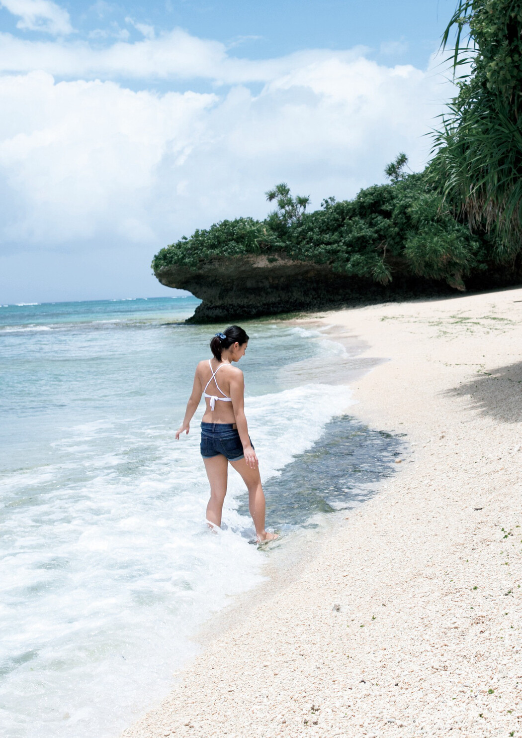 Kana Tokue 徳江かな, 写真集 電子版だけの特典カットつき！ 「KANA」 Set.04