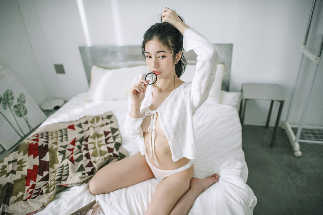 JVID精品 超仙辰辰 💕 仙女下凡玩遊戲輸了,成為任你使喚、讓你舒服的一日女友,隱藏版更多超性感畫面唷!