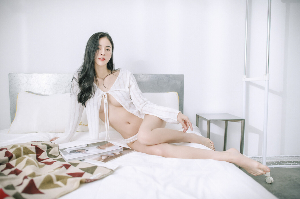 JVID精品 超仙辰辰 💕 仙女下凡玩遊戲輸了,成為任你使喚、讓你舒服的一日女友,隱藏版更多超性感畫面唷!