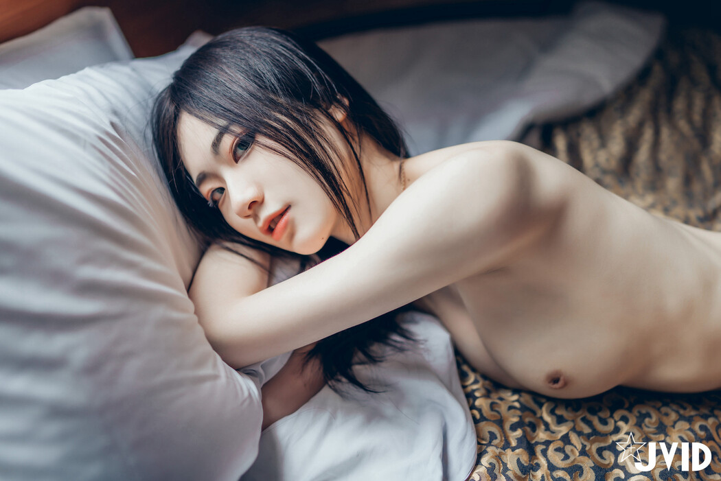 JVID精品 全裸無碼 阿瓈 空靈系怪奇美少女,美乳嫩白雪膚 Set.01