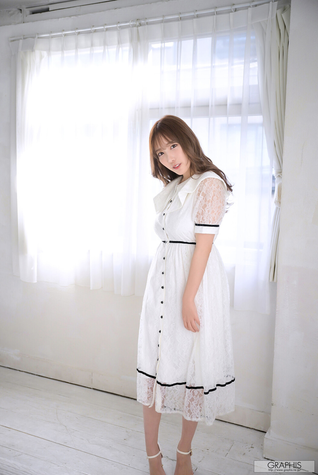 Conan Koyoi 小宵こなん, [Graphis] Gals 「Amazing Sexy」 Vol.2