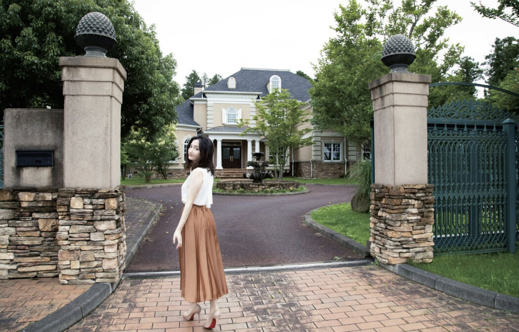Kaede Shimizu 清水楓, ＦＲＩＤＡＹデジタル写真集 「emerge as…」 Set.02 Cover Photo