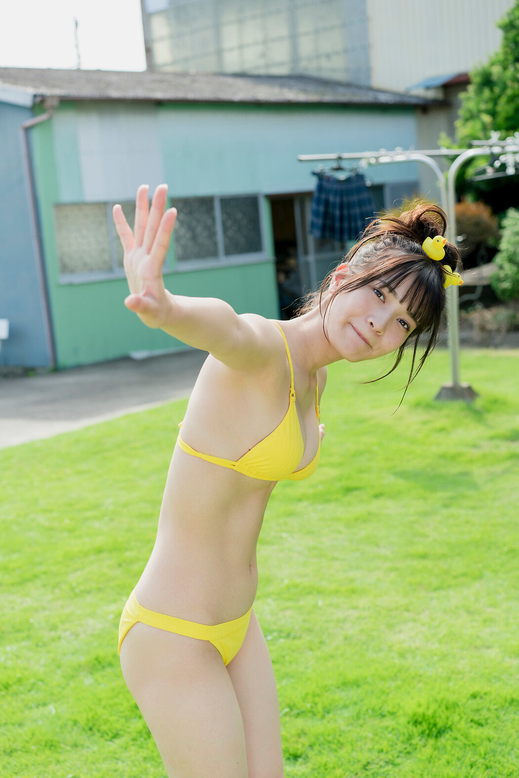 Nanako Kurosaki 黒嵜菜々子, FLASHデジタル写真集 「青春しよっか~日曜日の朝編~」 Set.03