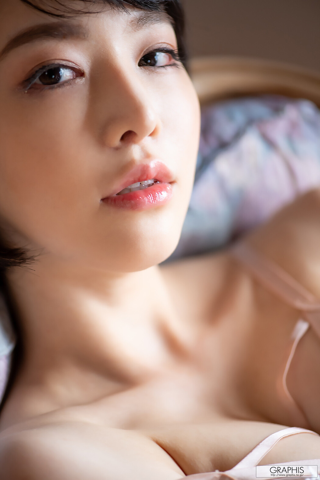 Tsubaki Sannomiya 三宮つばき, [Graphis] First Gravure Vol.01