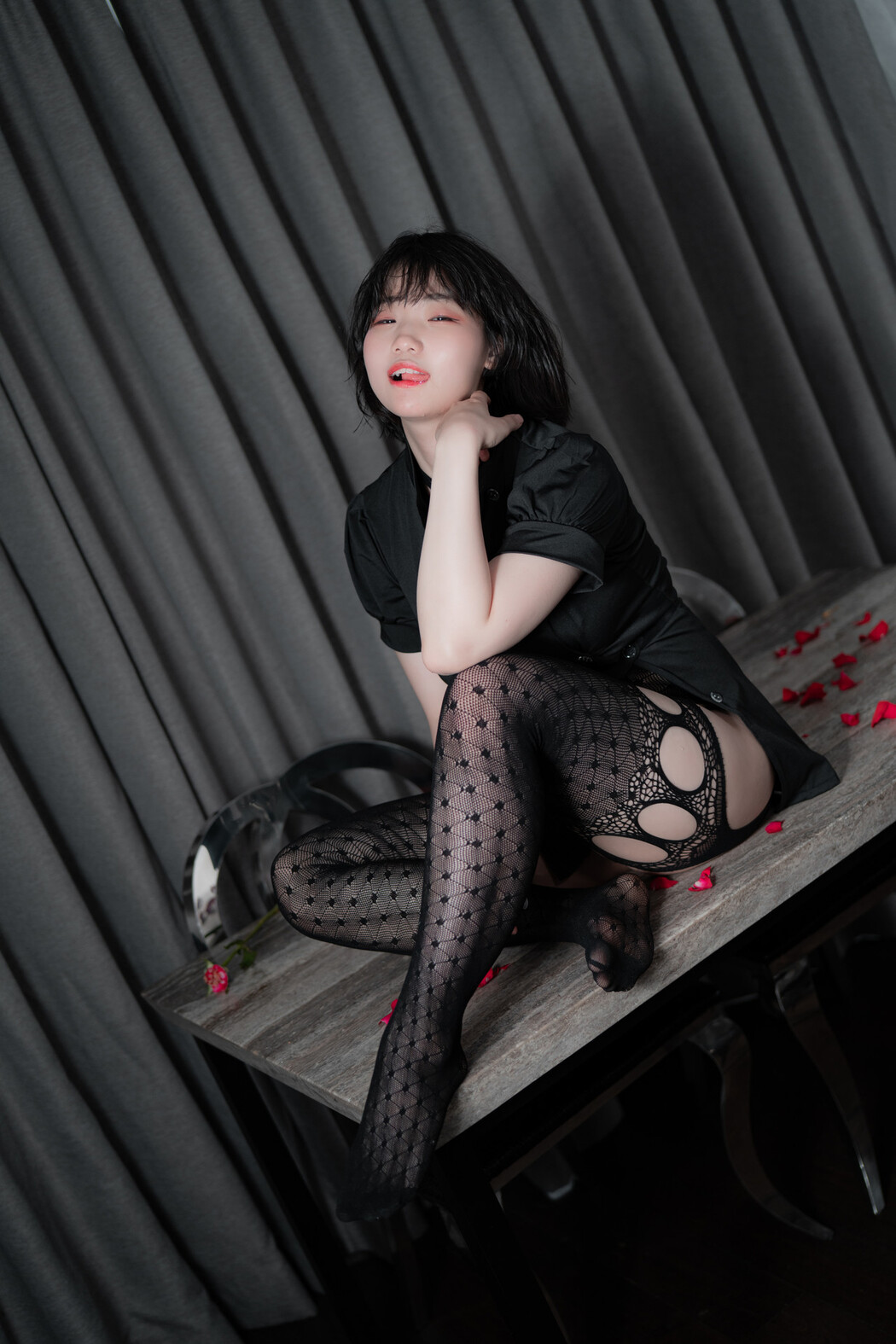 Mimmi 밈미, [CreamSoda] Chic Nerd &#038; Maness Nurse