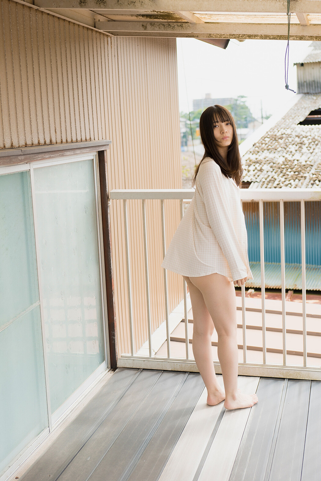 Nanako Kurosaki 黒嵜菜々子, FLASHデジタル写真集 「青春しよっか~日曜日の朝編~」 Set.02