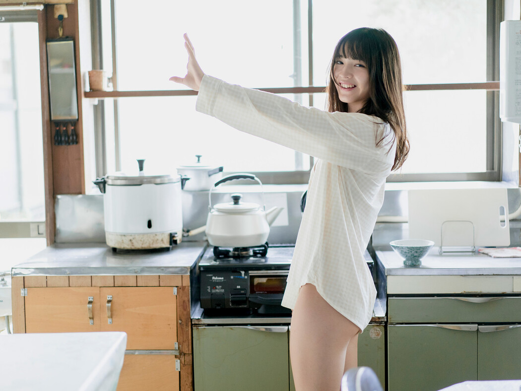 Nanako Kurosaki 黒嵜菜々子, FLASHデジタル写真集 「青春しよっか~日曜日の朝編~」 Set.01