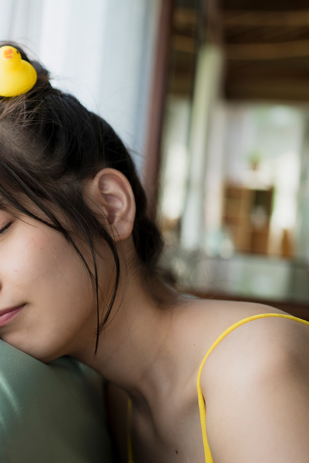 Nanako Kurosaki 黒嵜菜々子, FLASHデジタル写真集 「青春しよっか~日曜日の朝編~」 Set.03