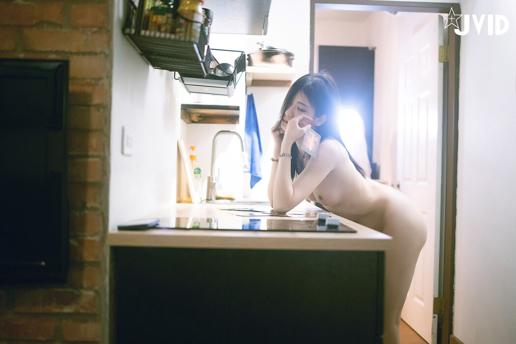 JVID精品 塔羅少女~阿瓈 光明黑暗吞噬 Set.01