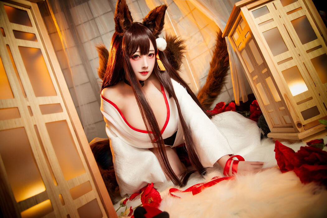 [Net Red COSER] High-value coser Nian Nian_D - Akagi White Wushou