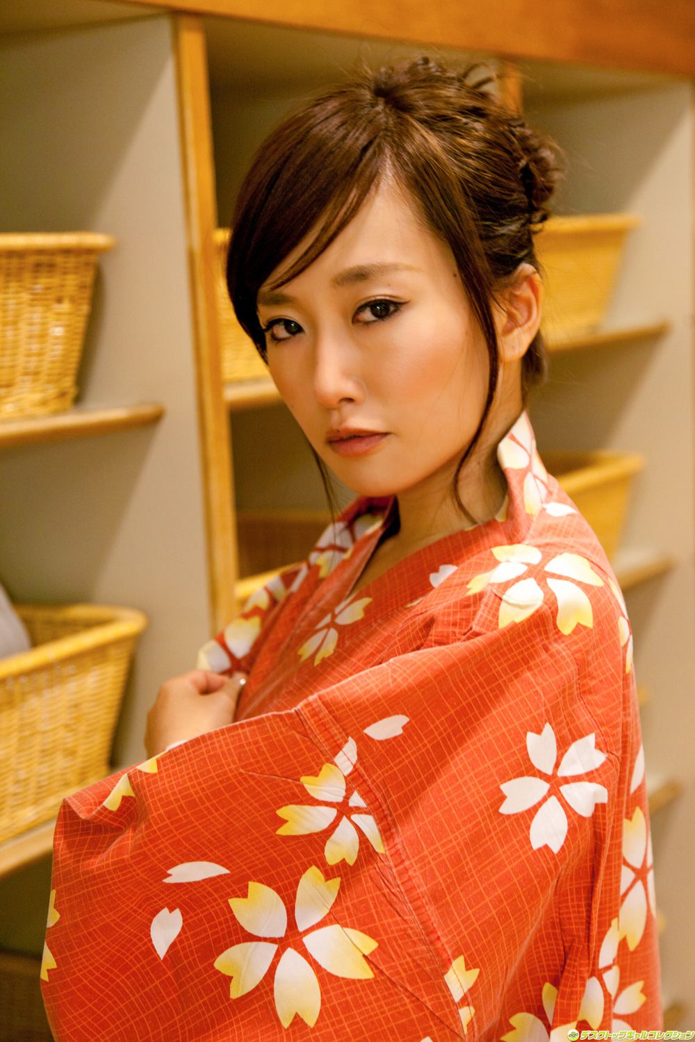 Ayako Yamanaka << Provocation of Abunai with outstanding proportions >> [DGC] NO.1072