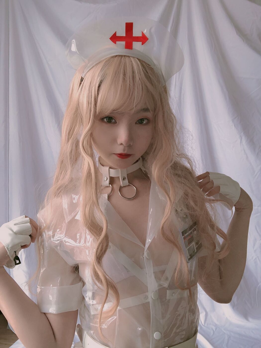 [Net Red COSER] Cute Girl is Qing Shui - Nurse Crooked