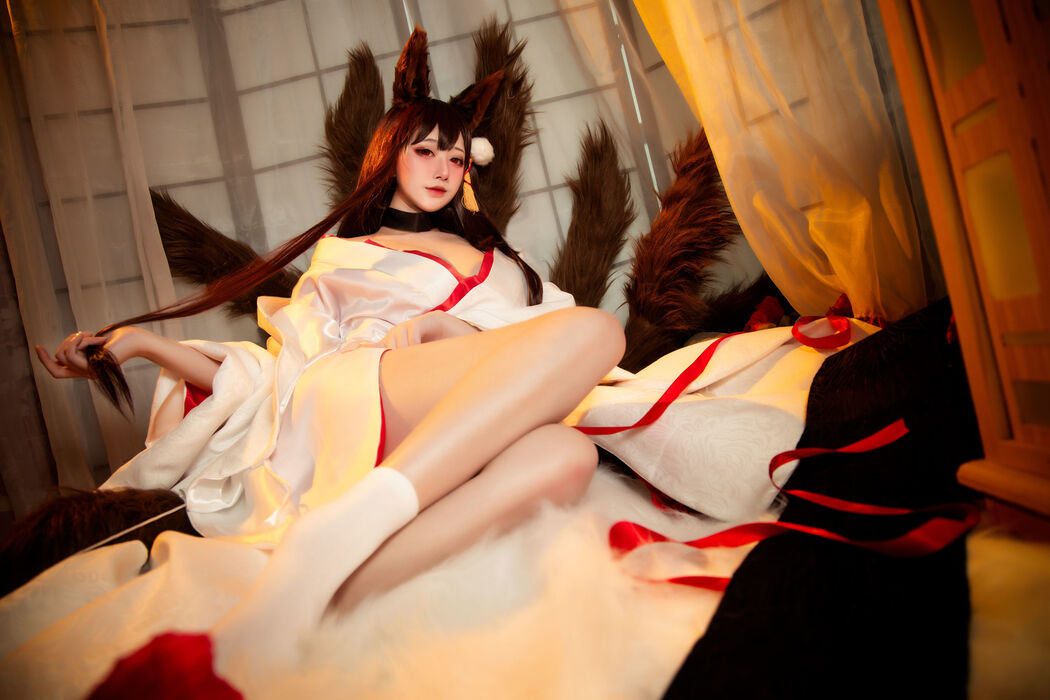 [Net Red COSER] High-value coser Nian Nian_D - Akagi White Wushou