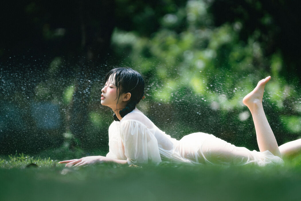 [Internet Celebrity COSER Photo] Stunning Shimizu Yuno - Wet Water Lolita