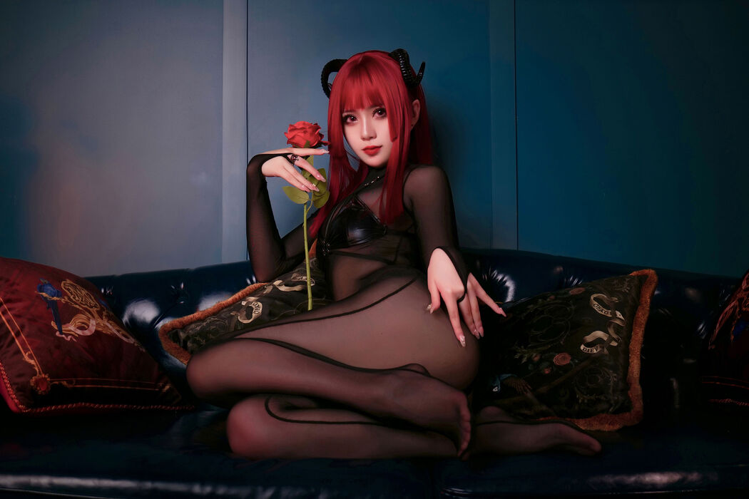 [Internet celebrity COSER photo] Anime blogger Xiaomei Ma & Yang Dazhen - Witch Gathering