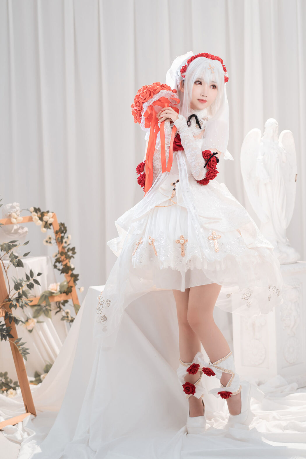 [Net Red COSER] Cute and popular Coser Noodle Fairy - Theresa Wedding Dress