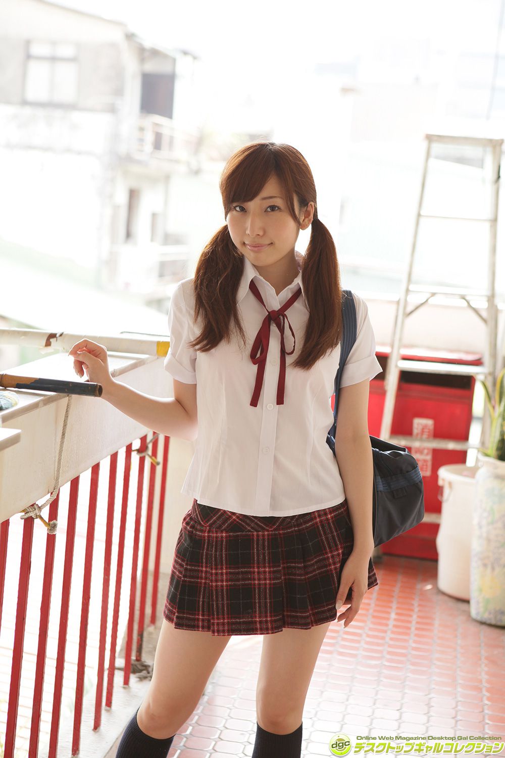 Azusa Aida << Slender body and fascinating bust are dazzling >> [DGC] NO.1277