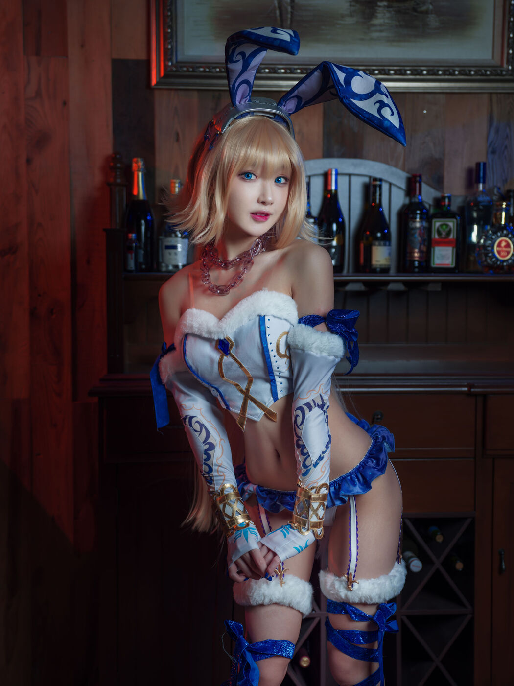 [Net Red COSER Photo] Anime blogger A Bao is also a bunny girl - Joan of Arc bunny girl