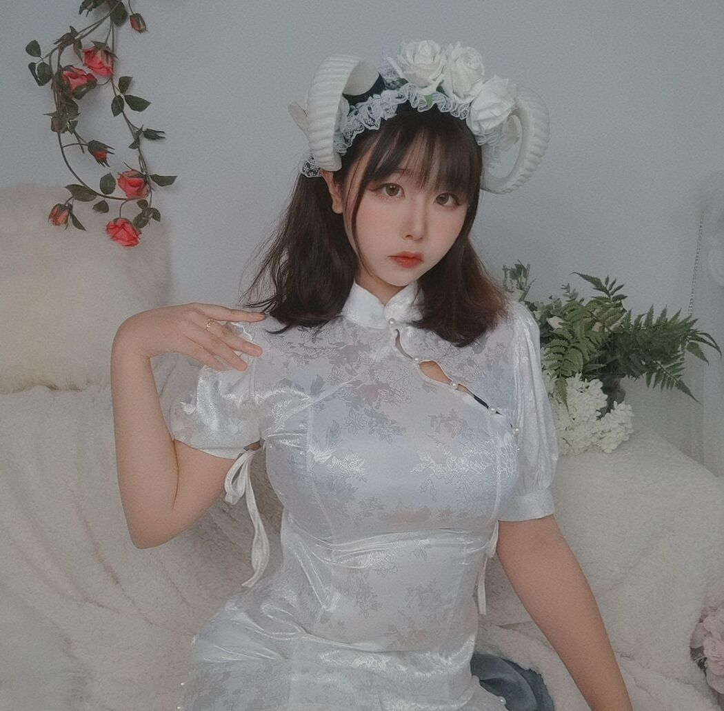 [Internet celebrity COSER photo] Anime blogger Mu Ling Mu0 - Selfie 2