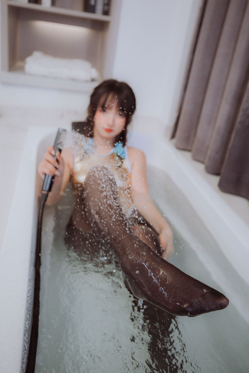 [Internet celebrity COSER photo] Lolita god board, the shape of water of winter 2