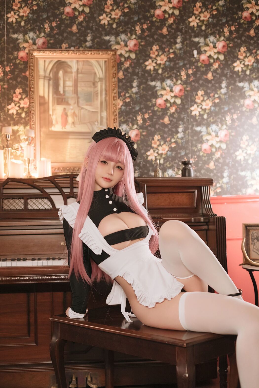 [Net Red COSER Photo] Sakurai Ningning - Retro Maid