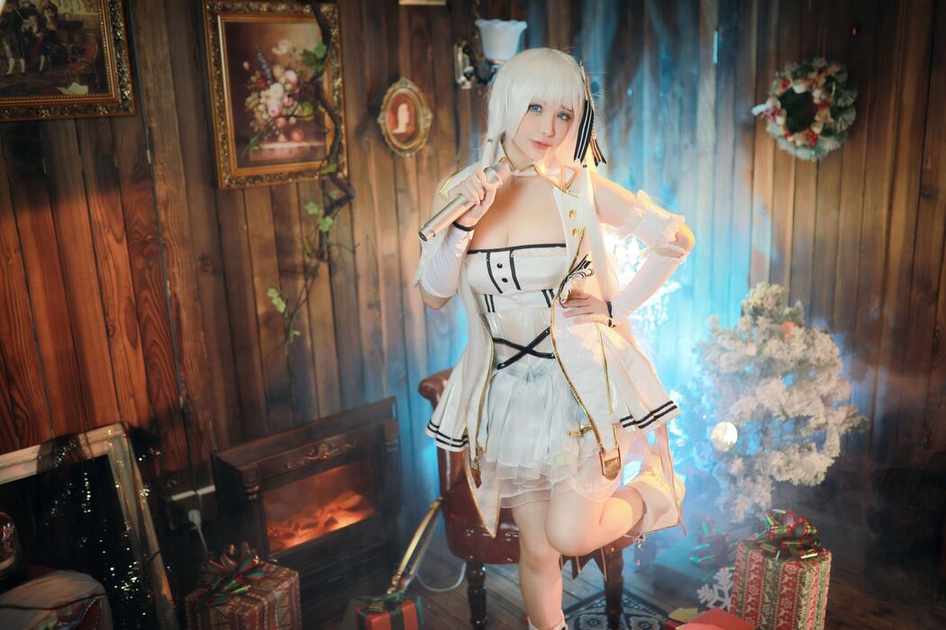 [Net Red COSER Photo] Qianyu_rr - Azur Lane Glorious